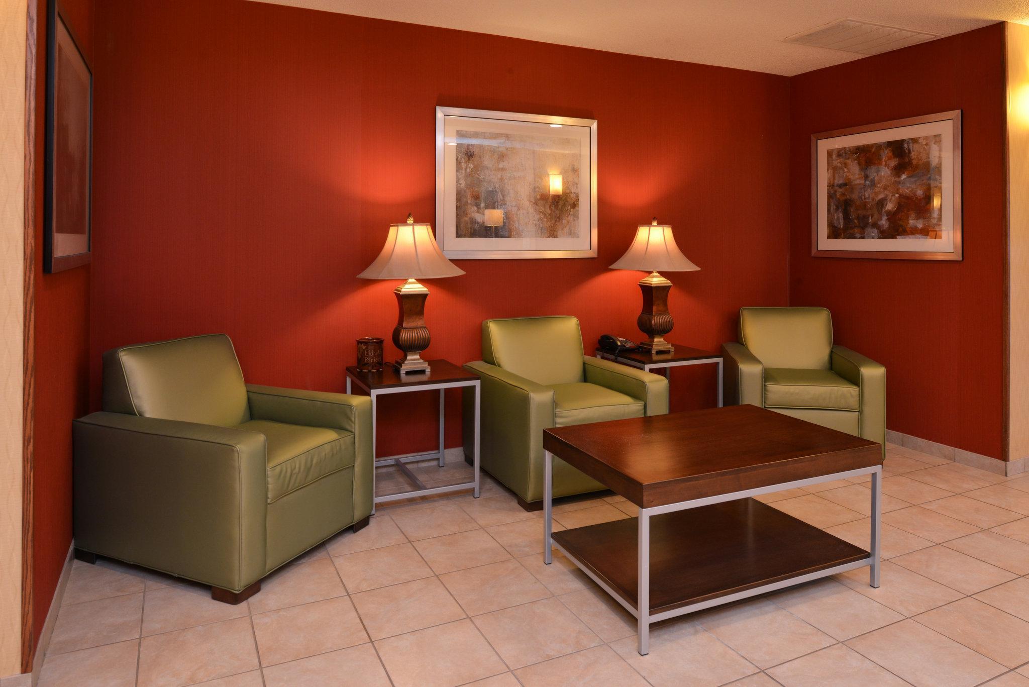 Holiday Inn Express Hotel & Suites Lancaster-Lititz By Ihg מראה חיצוני תמונה